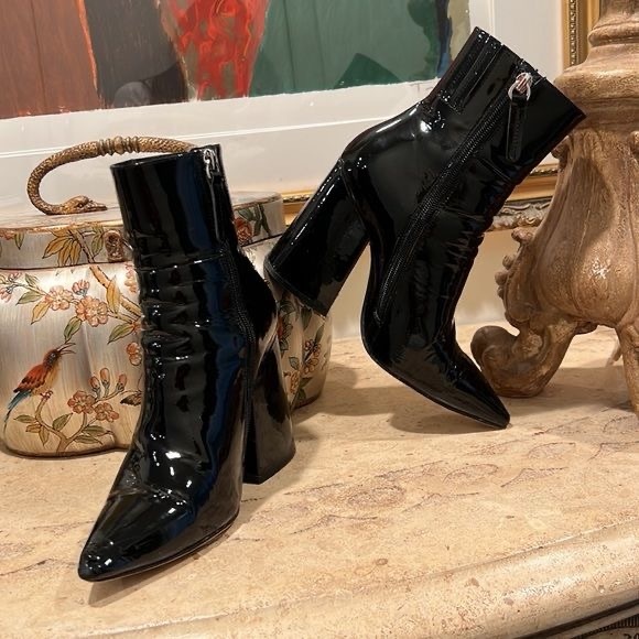 Alias Mae Leather Black Patent Ahara Booties - Picture 1 of 5